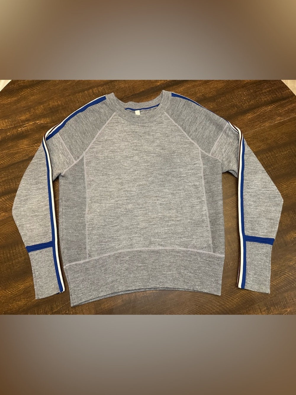 Athleta Gray Canyon Striped Sleeve Extra Fine Merino Wool Blend Sweater Size M